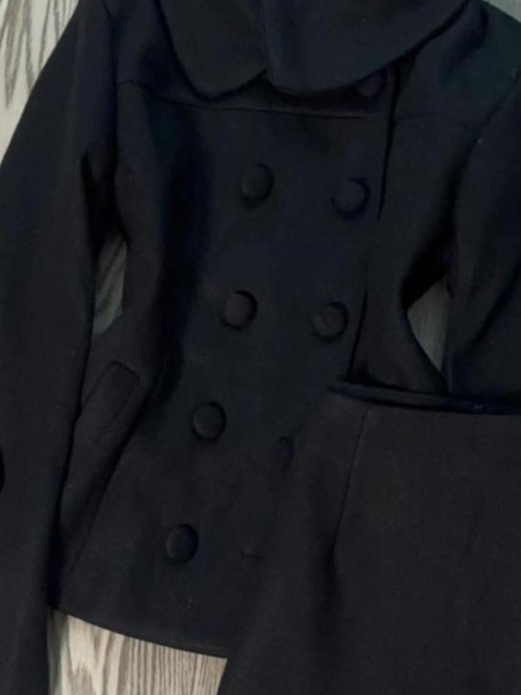 Französisches Winter-Elegantes – Winter Clothing Sales Bewertung und Preis